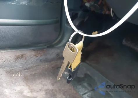 1996 Ford Crown Victoria z USA, uszkodzony, nr VIN 2FALP73W5TX215614